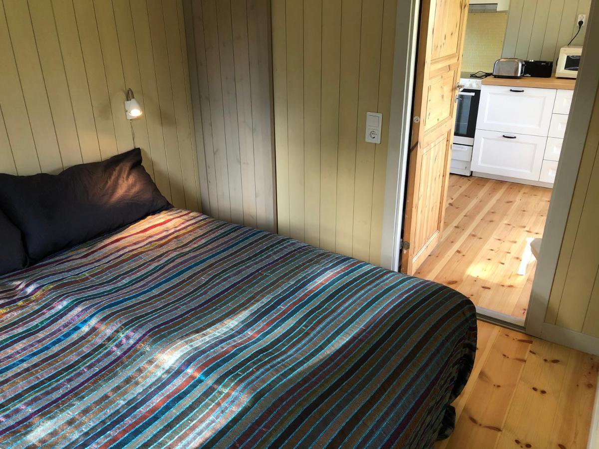 Mysig Nybyggd Stuga Naera Hav Och Natur Klovedal Exteriér fotografie